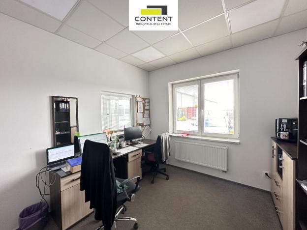 Pronájem výrobních prostor, Dubno, 5668 m2