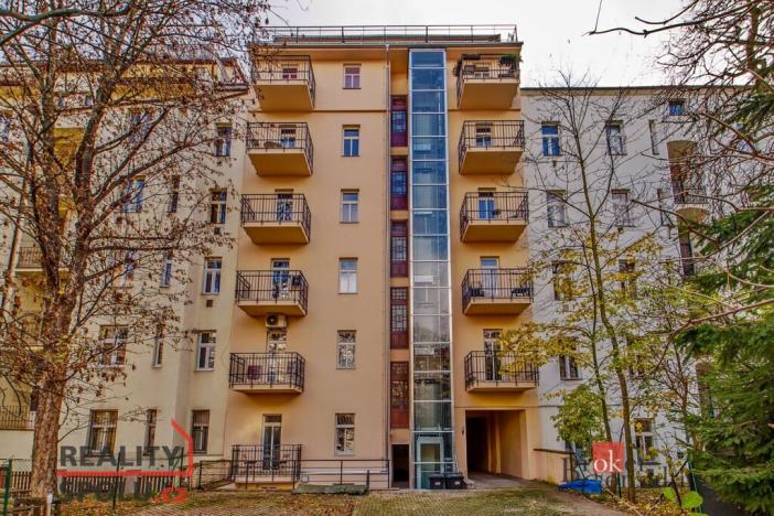 Pronájem bytu 1+kk, Praha - Žižkov, Ondříčkova, 35 m2