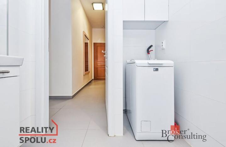 Pronájem bytu 1+kk, Praha - Žižkov, Ondříčkova, 35 m2