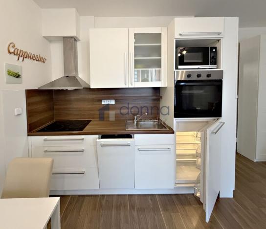 Pronájem bytu 1+kk, Praha, Pavla Beneše, 34 m2