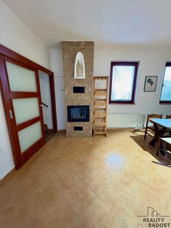 Prodej ubytování, Zaječí, Zahradní, 250 m2