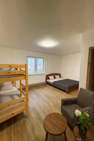 Prodej ubytování, Zaječí, Zahradní, 240 m2