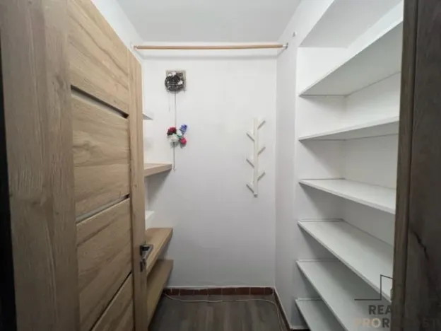 Pronájem bytu 2+1, Hodonín, Velkomoravská, 60 m2