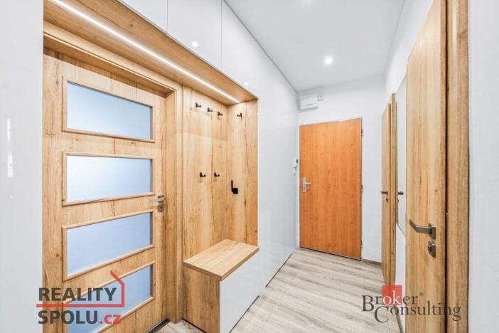 Prodej bytu 3+1, Plzeň - Jižní Předměstí, Alešova, 73 m2