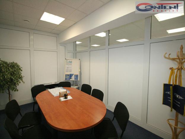 Pronájem kanceláře, Praha - Dolní Chabry, Dopraváků, 262 m2