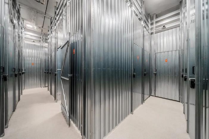 Pronájem skladu, Praha - Kobylisy, Horňátecká, 1 m2