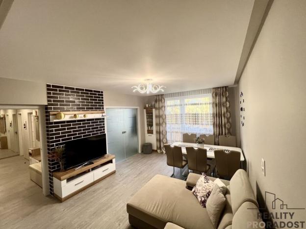 Prodej bytu 3+1, Jesenice, 92 m2