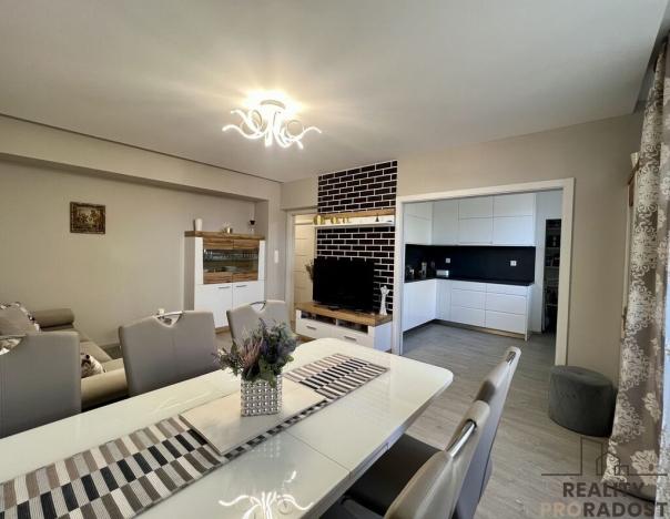 Prodej bytu 3+1, Jesenice, 92 m2