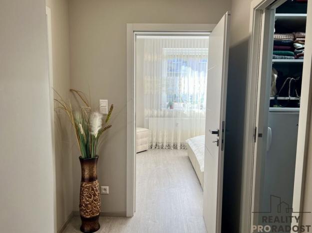 Prodej bytu 3+1, Jesenice, 92 m2