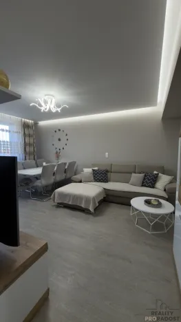 Prodej bytu 3+1, Jesenice, 92 m2