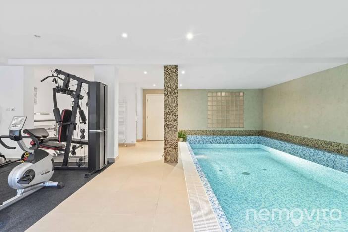 Prodej vily, Praha - Dejvice, V Šáreckém údolí, 459 m2