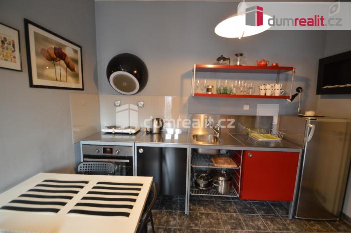 Pronájem bytu 1+kk, Praha - Smíchov, Na Hřebenkách, 52 m2