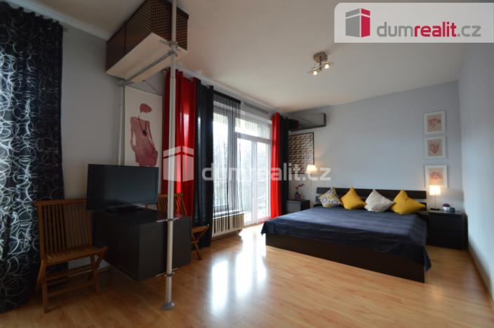 Pronájem bytu 1+kk, Praha - Smíchov, Na Hřebenkách, 52 m2