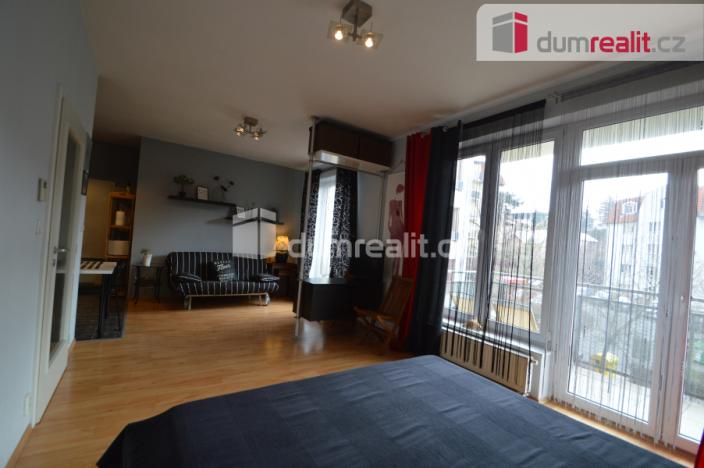 Pronájem bytu 1+kk, Praha - Smíchov, Na Hřebenkách, 52 m2