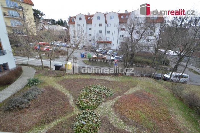 Pronájem bytu 1+kk, Praha - Smíchov, Na Hřebenkách, 52 m2