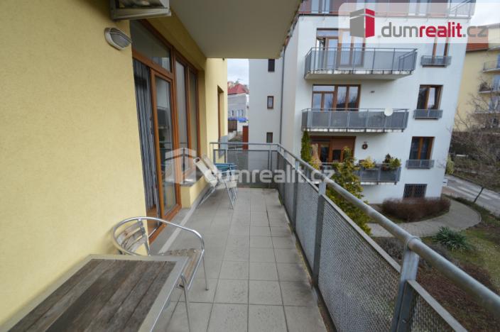 Pronájem bytu 1+kk, Praha - Smíchov, Na Hřebenkách, 52 m2