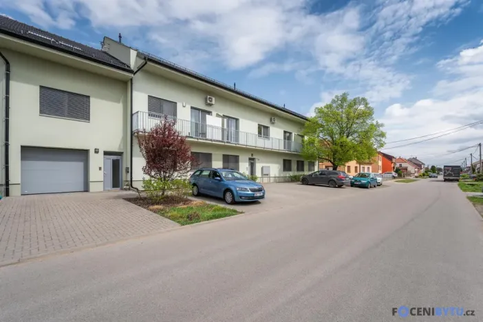 Prodej bytu 3+kk, Přísnotice, Výhon, 87 m2