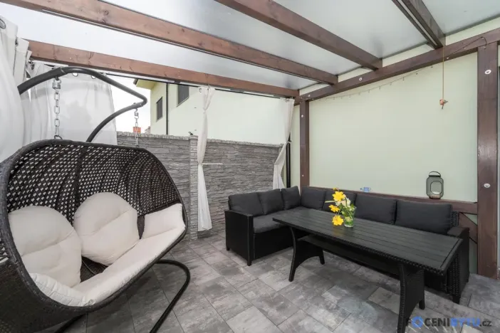 Prodej bytu 3+kk, Přísnotice, Výhon, 87 m2