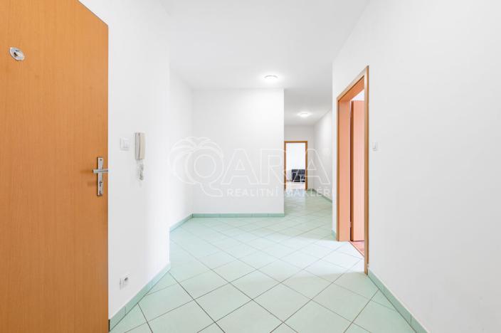 Pronájem bytu 3+kk, Praha - Dolní Měcholupy, Kryšpínova, 84 m2