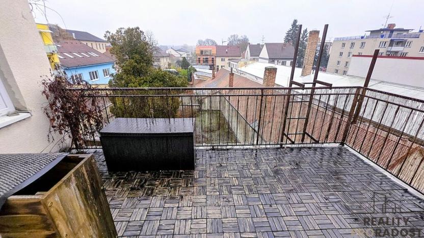 Pronájem bytu 2+1, Hodonín, Masarykovo nám., 42 m2