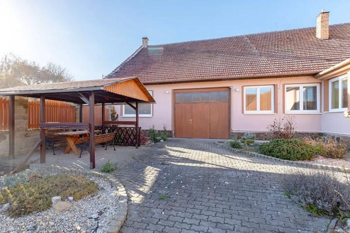 Prodej rodinného domu, Uhřice, 140 m2