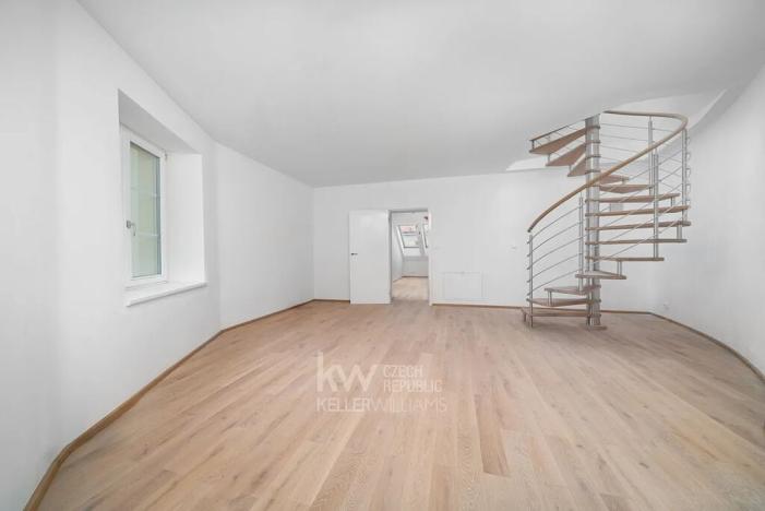 Prodej bytu 5+kk, Praha - Dejvice, Buzulucká, 239 m2