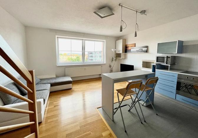 Prodej bytu 2+kk, Plzeň, Plzenecká, 54 m2