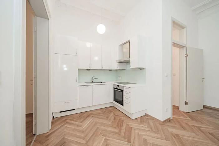 Pronájem bytu 2+kk, Praha - Vinohrady, Balbínova, 59 m2