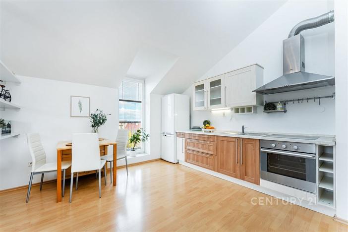 Pronájem bytu 2+kk, Praha, Bohdanečská, 47 m2