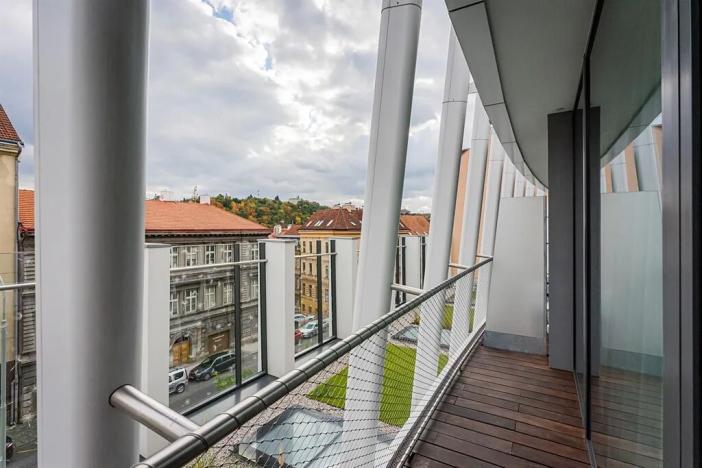 Pronájem bytu 2+kk, Praha - Smíchov, Holečkova, 74 m2