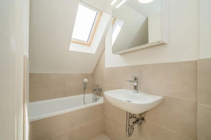 Pronájem vily, Praha - Střešovice, Cukrovarnická, 227 m2