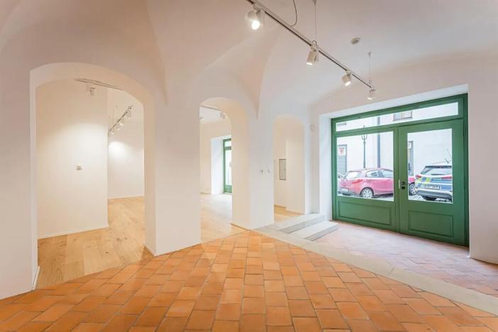 Pronájem obchodního prostoru, Praha - Malá Strana, Vlašská, 98 m2