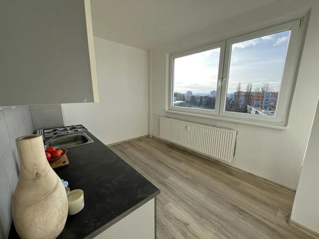 Pronájem bytu 3+1, Česká Lípa, Okružní, 72 m2