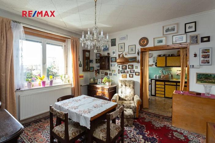 Prodej rodinného domu, Kamenné Žehrovice, Karlovarská třída, 120 m2