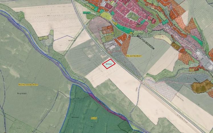 Prodej podílu pole, Bělá pod Bezdězem, 4095 m2