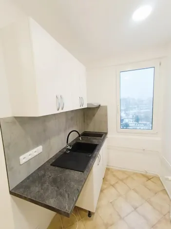 Pronájem bytu 1+1, Liberec, Matoušova, 32 m2