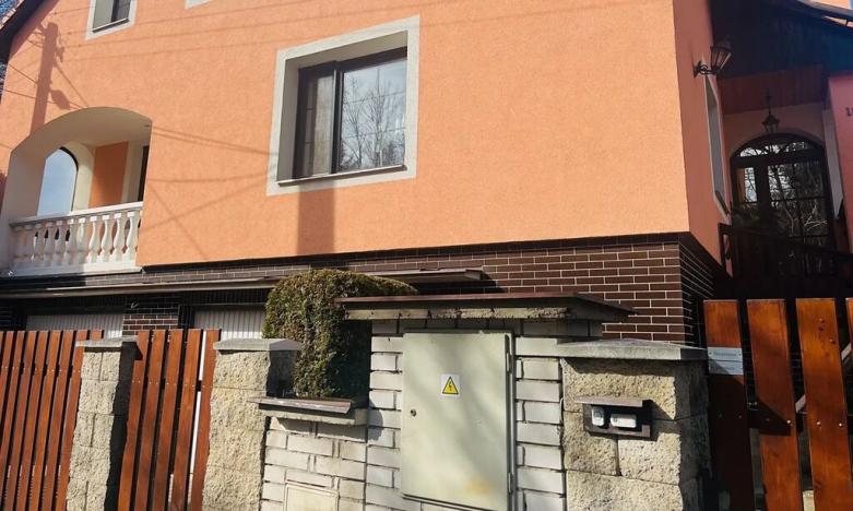 Pronájem rodinného domu, Jesenice, K Belnici, 90 m2