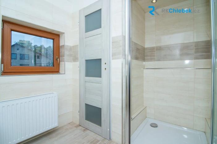 Prodej rodinného domu, Kozlovice, 283 m2