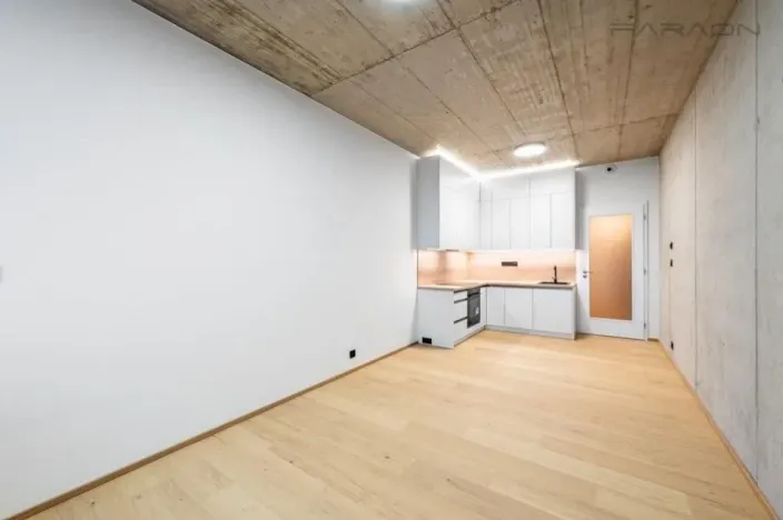 Pronájem bytu 1+kk, Praha - Hloubětín, Kolbenova, 33 m2