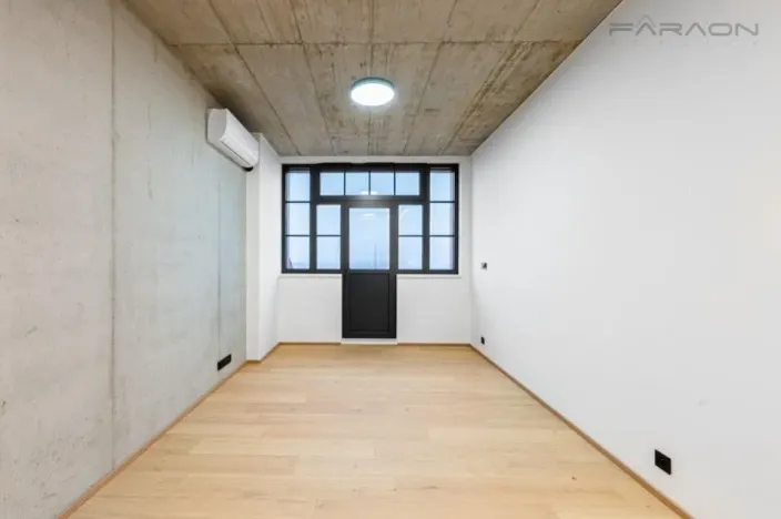 Pronájem bytu 1+kk, Praha - Hloubětín, Kolbenova, 33 m2