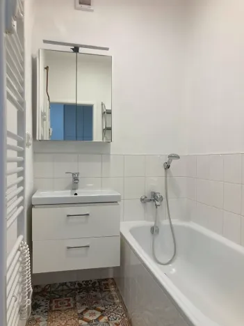 Pronájem bytu 1+1, Ostrava, Komenského, 33 m2