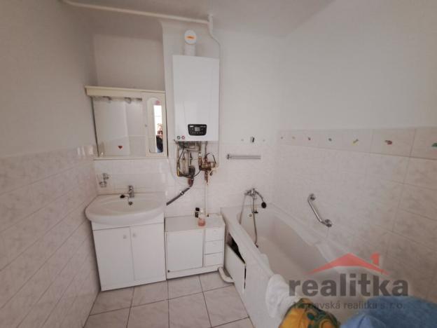 Prodej bytu 3+1, Opava, Polní, 69 m2