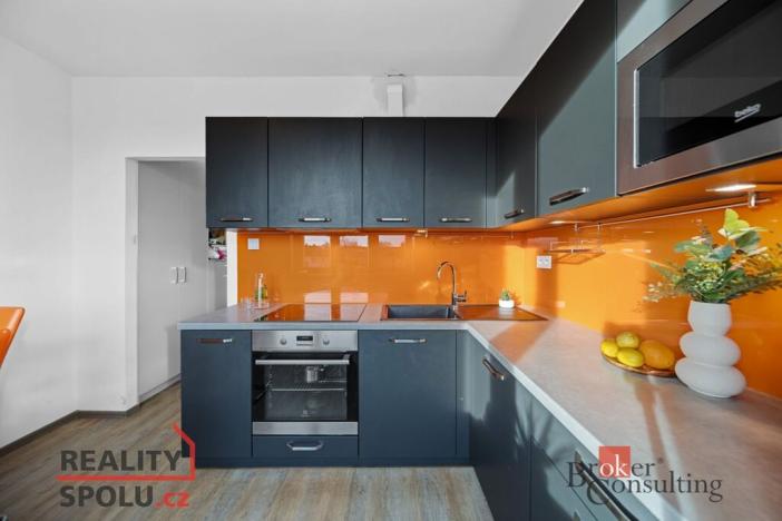 Prodej bytu 2+1, Pardubice - Zelené Předměstí, Devotyho, 55 m2