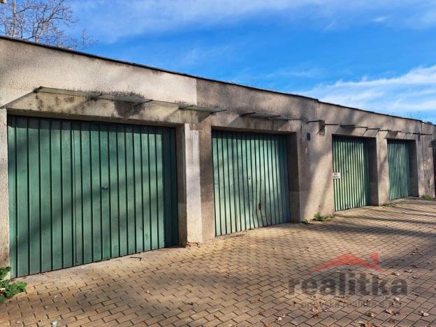 Pronájem garáže, Opava - Předměstí, 17 m2