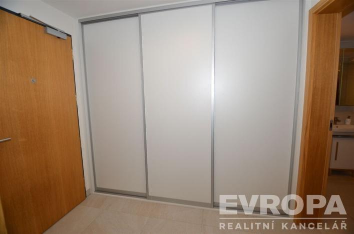 Pronájem bytu 2+kk, Praha - Smíchov, Nádražní, 53 m2