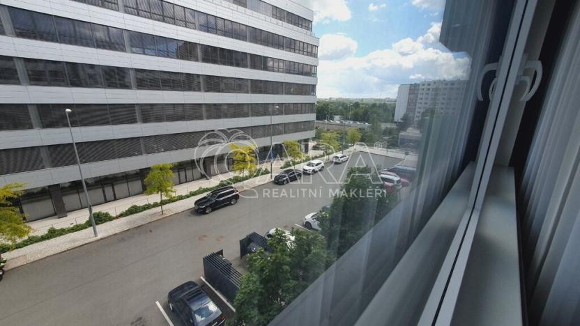 Pronájem bytu 1+kk, Praha - Stodůlky, Petržílkova, 42 m2