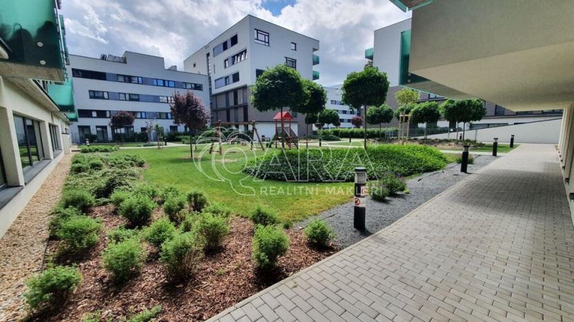 Pronájem bytu 1+kk, Praha - Stodůlky, Petržílkova, 42 m2