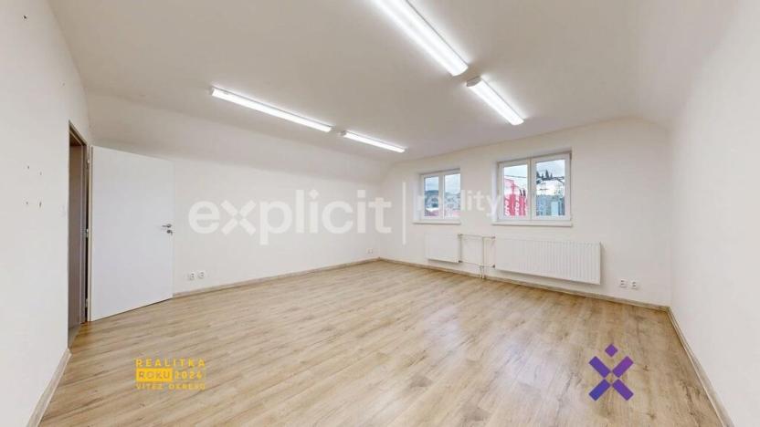 Pronájem skladu, Zlín, U Tescomy, 174 m2