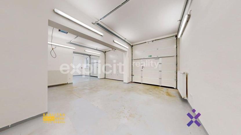 Pronájem skladu, Zlín, U Tescomy, 174 m2