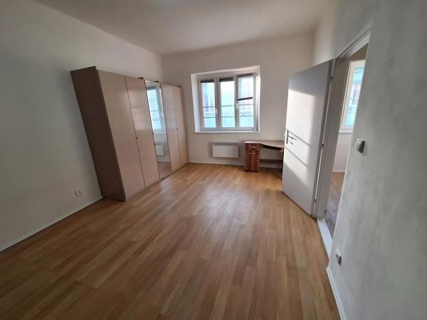Pronájem bytu 2+kk, Praha - Vysočany, Novovysočanská, 45 m2